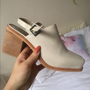 Intentionally blank HONCHO BONE CLOG